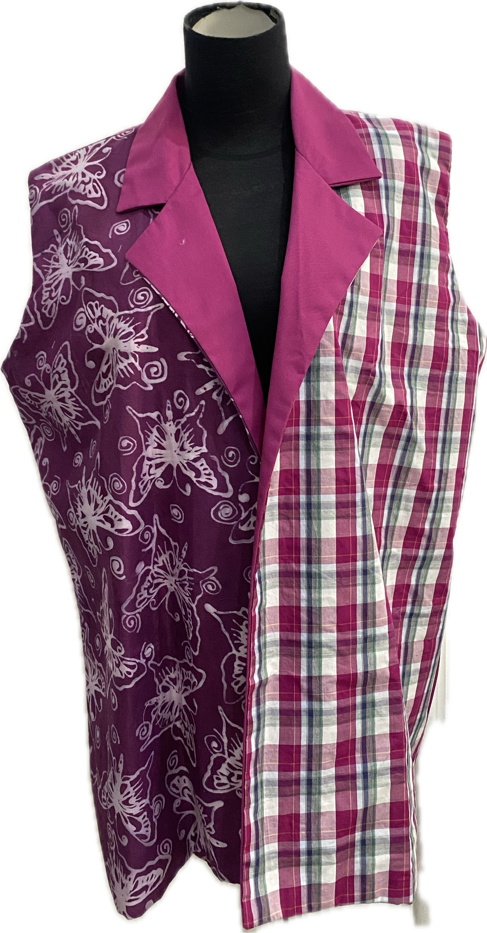 Vest Batik Kupu-Kupu dan Tenun Tajung